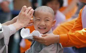 Ý nghĩa và điều kiện xuất gia